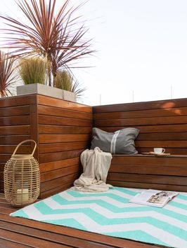 Mihran-Kilims-ZigzagOutdoorCremaYTurquesa-Kilim-1