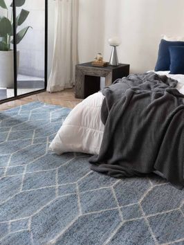 Alfombra-azul-moderna-CHEZ-SIMPLE-AZUL-Mihran-Vtex-00
