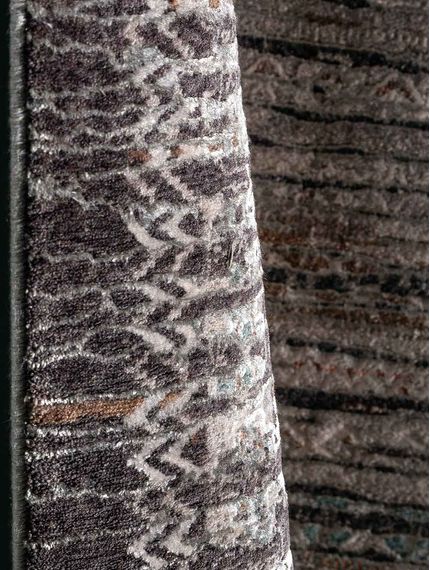 Alfombra-pelo-corto-beige-COBRA-LUJO-CIENO-BEIGE-200X300-Mihran-01