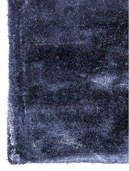 Alfombra-sedificada-negra-SILKY-BLACK-245X298-Mihran-2