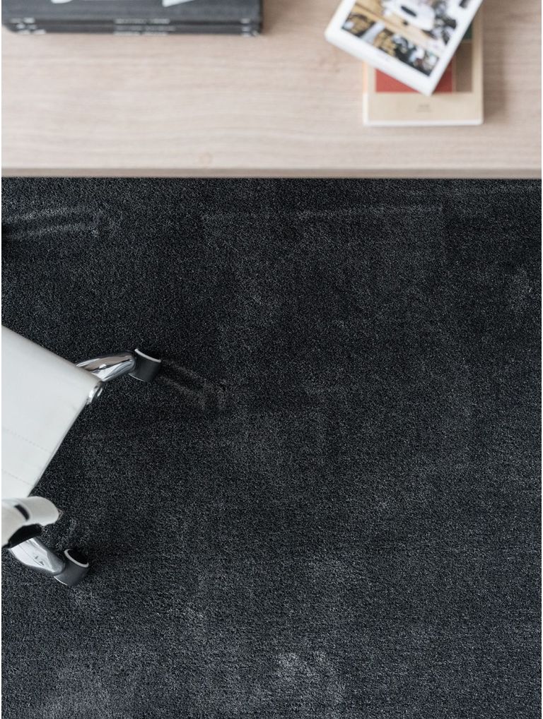MIHRAN-280525---TOUCH-GRIS-OSCURO-9