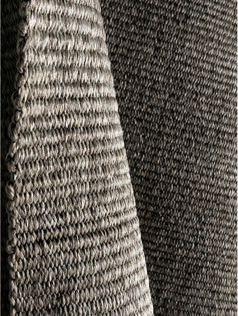 Alfombra-de-exterior-gris-OUTDOOR-PLANE-GREY-Mihran-1