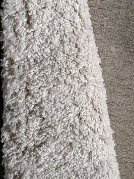 alfombra-pelo-largo-SHABBY-PLUSH-CREAM-MAT-1.jpg