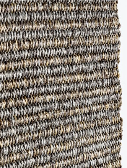 Alfombra-rayada-marron-y-gris-OUTDOOR-FINE-STRIPES-TOAST---GREY-Mihran-5