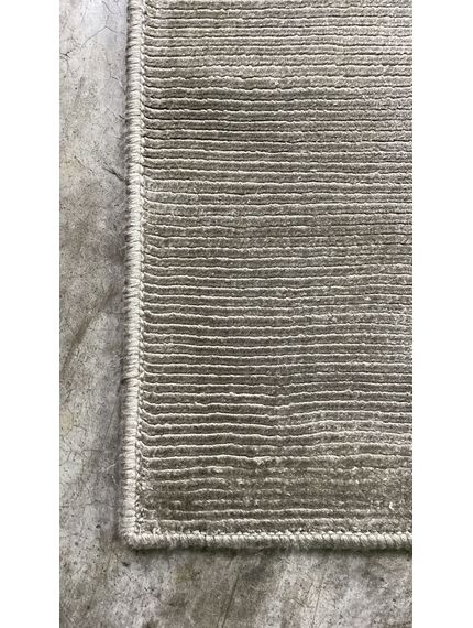 Alfombra-Silky-Celadon-Mil-Rayas-Mihran-1